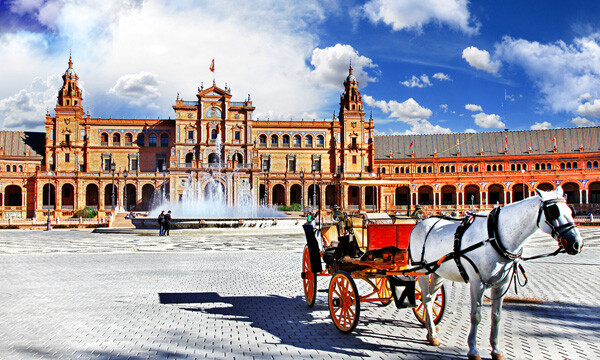 世界上最適合自由行的國家 西班牙賽維利亞 (Spain,Sevilla) 西班牙南方的安達魯西亞（Andalusia）首府塞維利亞（Sevilla），可以看到摩爾人建築與佛朗明哥舞，整座城市非常適合喜愛攝影的人前來記錄歷史文化與美景。