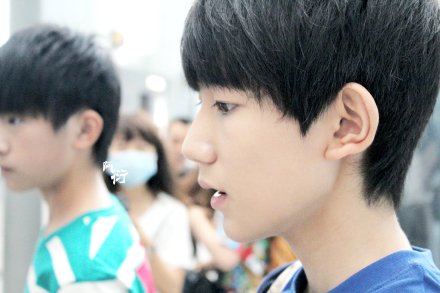 #王源# #王源出生5000天# 20140717广州白云机场送机