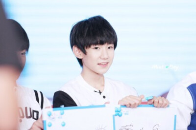 #王源# 0717优酷牛人9pics▷www.mintboy1108.com◁你很酷！！！！！！@TFBOYS-王源