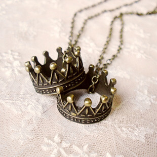 满39复古做旧古铜皇冠戒指情侣长项链手工饰品原创