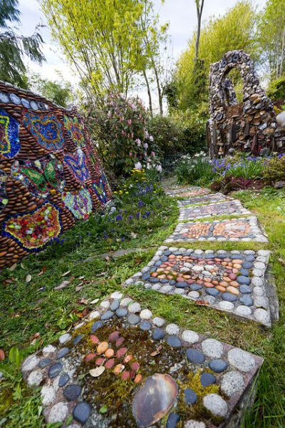 Walker Rock Garden path by mfeingol, via Flickr