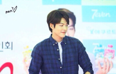 #金宇彬# 140718Yakult 7even签名会@金宇彬 Cr:nan