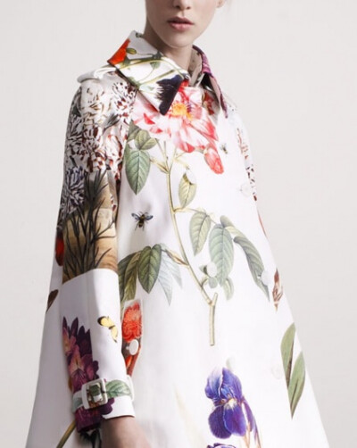 - Stella McCartney goes Botanical