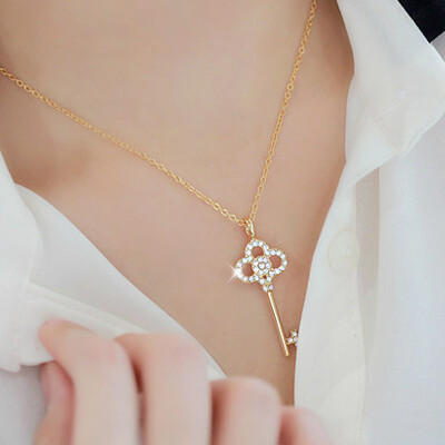 乐天韩国进口饰品 秀美尹恩惠款心锁水钻项链T2女