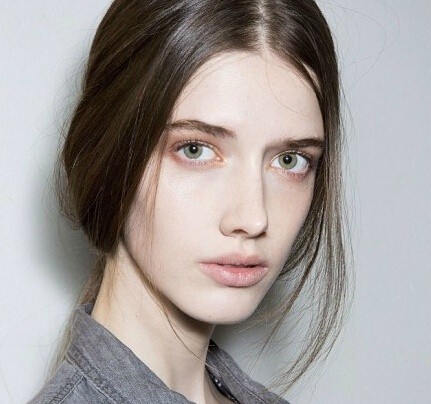 德國新晉Model. Josephine van Delden 今年只有17歲