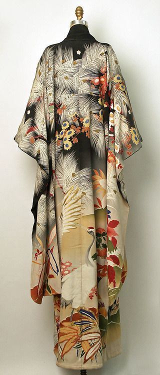 服裝｜和服。年代：1850~1950，材質：絲。