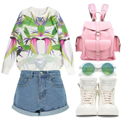 A fashion look from February 2014 featuring Boohoo shorts, MARC BY MARC JACOBS sneakers and Grafea backpacks. Browse and shop related looks.