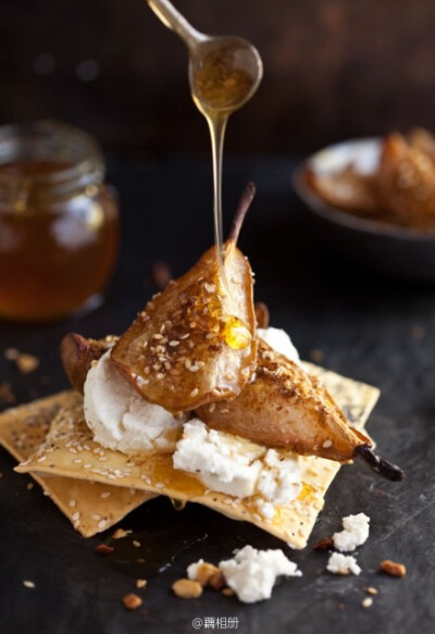 突然觉得，梨子是一种很萌的存在！！那个敦实的体型……