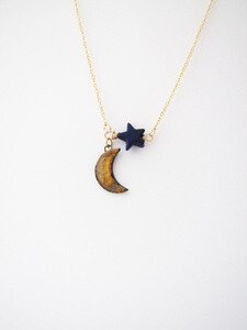 Crescent moon and star necklace. Moon necklace Planet jewelry的图片