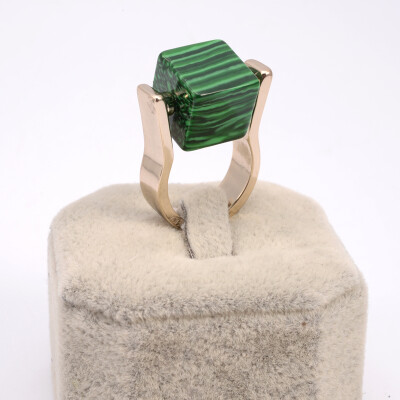 欧美饰品夸张大指环日韩时尚绿宝石转动几何小方块戒指男女款