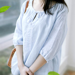 棉麻刺绣七分袖衬衫衬衣女 森女系小清新宽松棉麻上衣夏秋