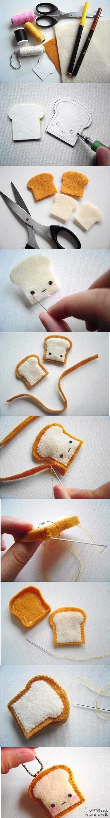 Felt Toast keyring