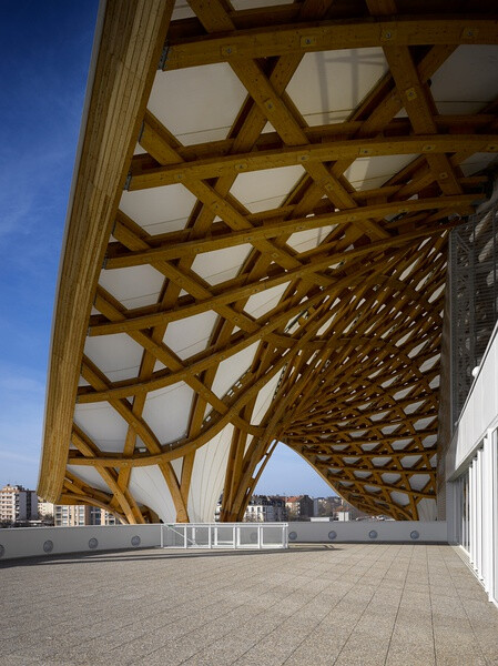 The Centre Pompidou-Metz 【Shigeru Ban architects】