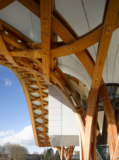 The Centre Pompidou-Metz 【Shigeru Ban architects】