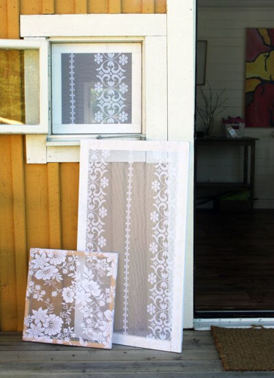 window &amp;quot;screens&amp;quot; from old lace curtains / what a great idea!