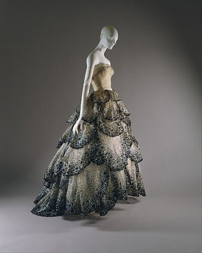 Christian Dior &amp;quot;Junon&amp;quot; circa Fall/Winter 1949-1950