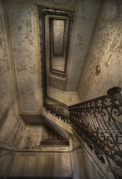 Abandoned Mansion