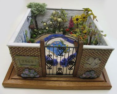 Kay Dennis Stumpwork - Stumpwork 3D Garden Go to the website to see this amazing project!