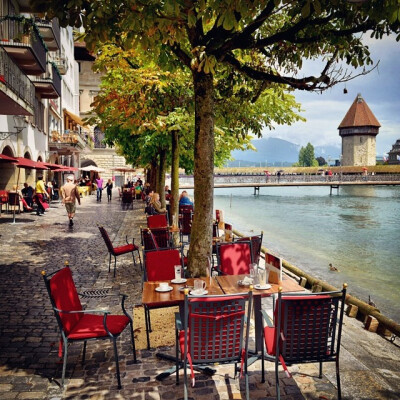 Laid back Sunday in Luzerne