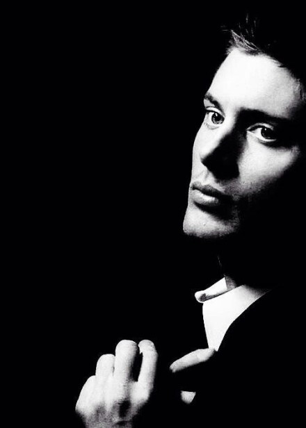 #spn##JensenAckles#晚安，今天的晚安图是拽拽的丁丁