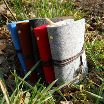 创意记事本子复古日记本羊毛毡活页本 创意绑带本子 旅行日记 4色