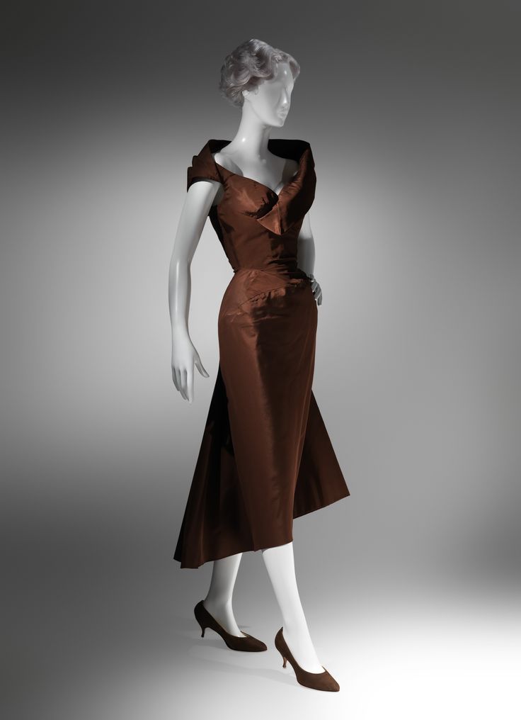 Charles James Spiral, 1950. The Metropolitan Museum of Art, New York. Brooklyn Museum Costume Collection at The Metropolitan Museum of Art,