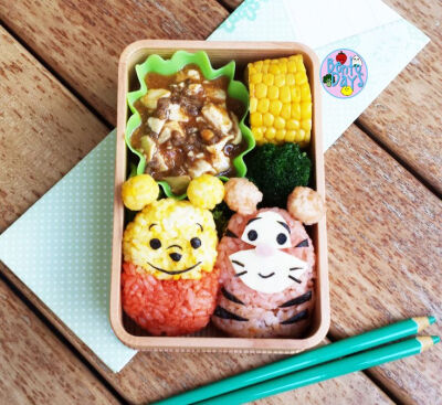 Baby Pooh and Tigger bento | Bento Days