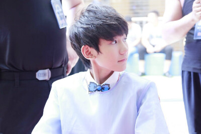 TFBOYS王源,王源,源源,源少 cr:舔恬不是姨母是RoySue