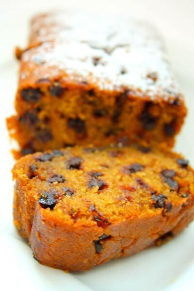 pumpkin chocolate chip bread... can't wait for it to be pumpkin season!