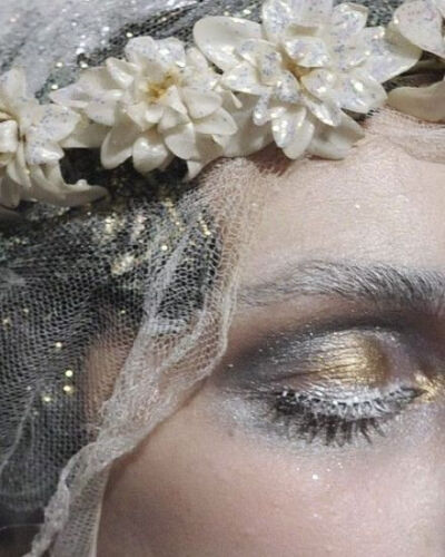 妆~容 (via:John Galliano Fall 2009)