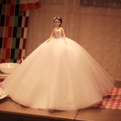 手工水钻正品婚纱芭比新娘中国娃娃生日七夕情人节婚庆摆件礼品