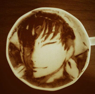 拉花大师推主george_10g的《鬼灯的冷徹》角色拉花， 炒鸡棒！