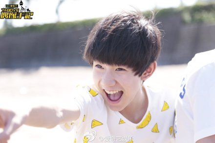 TFBOYS王源,王源,源源,源少 @爱奇艺-TFBOYS偶像手记