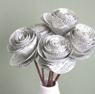 Cute! DIY Paper Flowers!