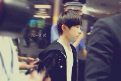 易烊千玺#易烊千玺# #tfboys易烊千玺# #舞蹈担当易烊千玺# TFboys易烊千玺