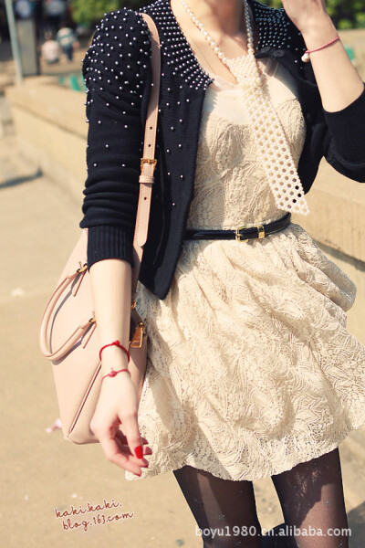 【清仓】日单LagunaMoon宫廷刺绣蕾丝背后蝴蝶结系带公主连衣裙