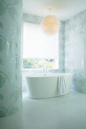 #卫浴#壮观的马赛克瓷砖的浴室