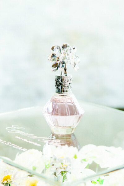 现货jill stuart 2014年Crystal Bloom花钻香水30ml/50ml 送纸袋