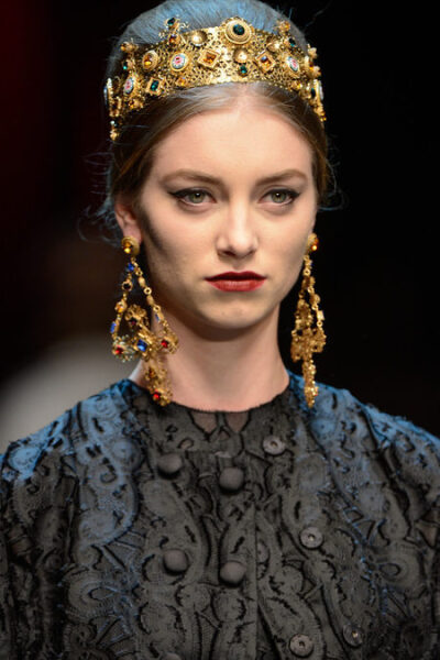 西西里女王 Dolce&amp;amp;Gabbana 2013秋冬头饰盘点