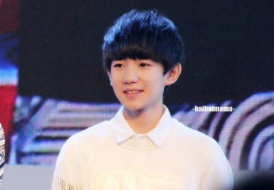 #王源，下午好# 让姐姐怎么不爱你源源，下午好。@TFBOYS-王源