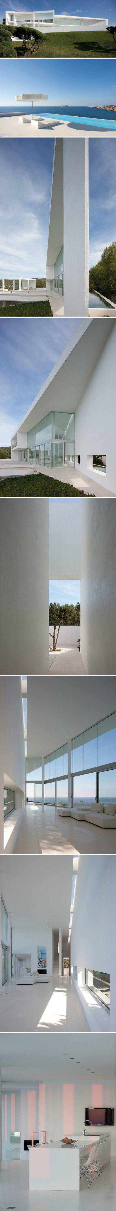 #品.家居#时间和空间是无限的东西，从我们身边经过。的结构，然而，使我们的模型空间和时间，就像一个日晷。它也可以包含三分之一件事：美丽无限。 白色的墙壁是自然的表达的空白页。萨宾是一种缓慢生长的松树，诉…