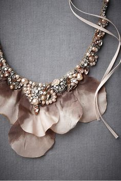 petal necklace