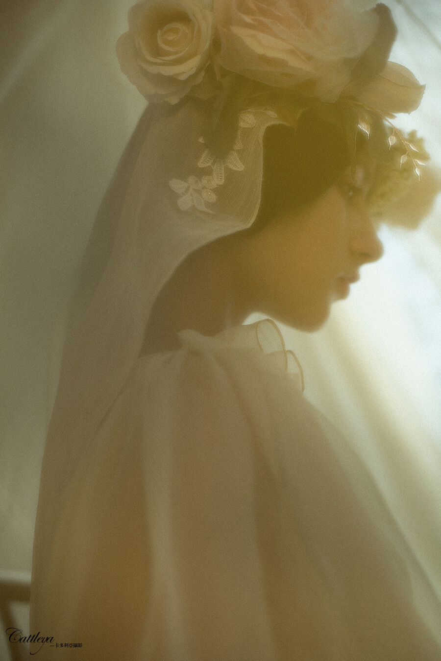 {卡多利亚}低头絮语，宛若梦幻的画作