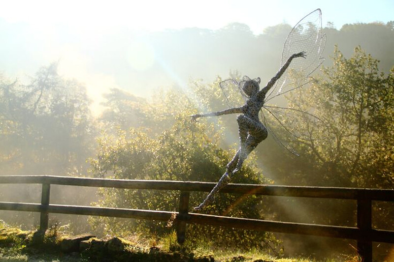 Amazing Stainless Steel Wire Fairies by Robin Wight UK sculptor Robin Wight creates dramatic scenes of wind-blown fairies clutching dandelions, clinging to trees, and seemingly suspended in midair, all with densely wrapped forms of stainless steel wire. “Inspired by an inexplicable real life encou…