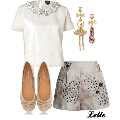 A fashion look from October 2013 featuring Giambattista Valli tops and Giambattista Valli shorts. Browse and shop related looks.