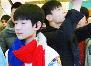 //@王炸东瓜小涵子://@KunyangkyKANG: //@自我拉扯喵: 哭着转 //@凯源萌碎阿姨心:哭着转 //@老蜜蜂哭瞎了://@奶源喷菇小天使: 哭着转