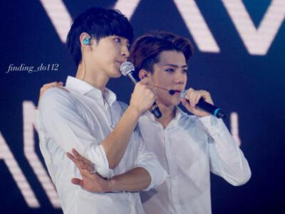 #最后的初恋朴灿烈#【finding_do112】140823 EXO THE LOST PLANET 一巡新加坡场 推特更新1P 原图戳→【http://t.cn/Rh7fkr1】