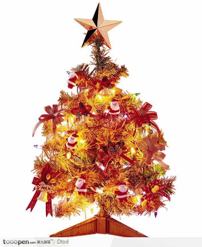 挂满礼物圣诞树