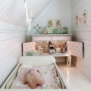 10 TINY ROOMS - LOVE this dollhouse !!!