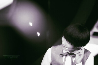 #王俊凯##TFBOYS王俊凯# 140828年代秀 光与少年